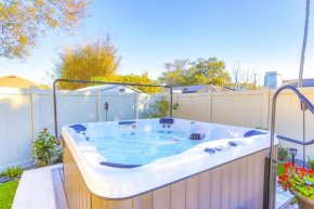Snook Haven - Hot Tub, Pool, Minigolf, Dog Space